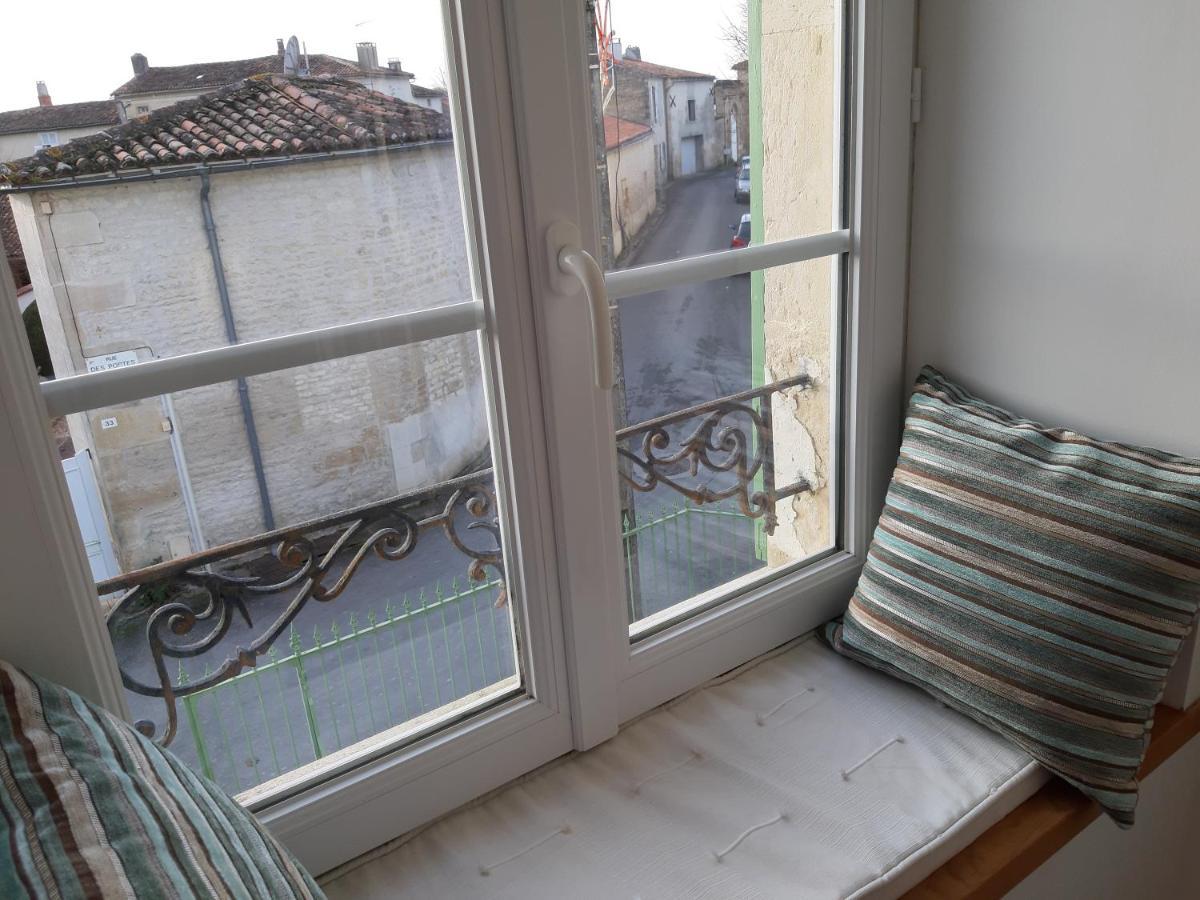 Les Volets Verts Aulnay Aulnay (Charente-Maritime)